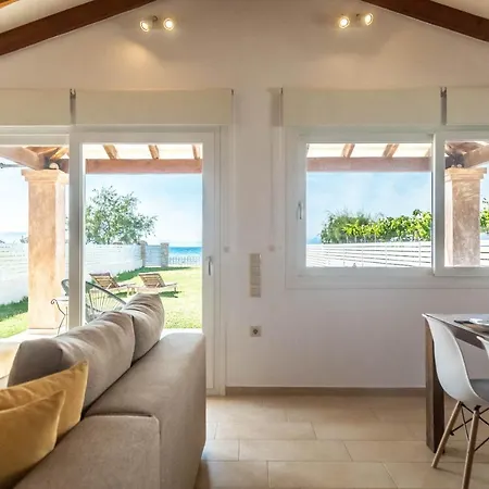 펜션 Terracotta House 레프킴미